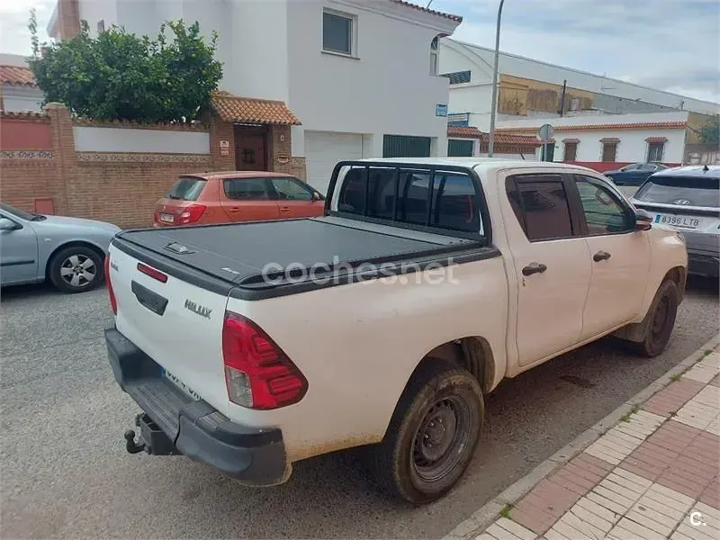 Usado Toyota HiLux 150 CV (110 kW) 2017 Blanco Pickup/Camioneta