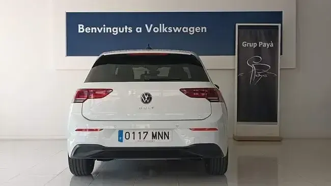 Usado VW Golf VIII Life 110 CV (80 kW) 2024 Blanco Berlina