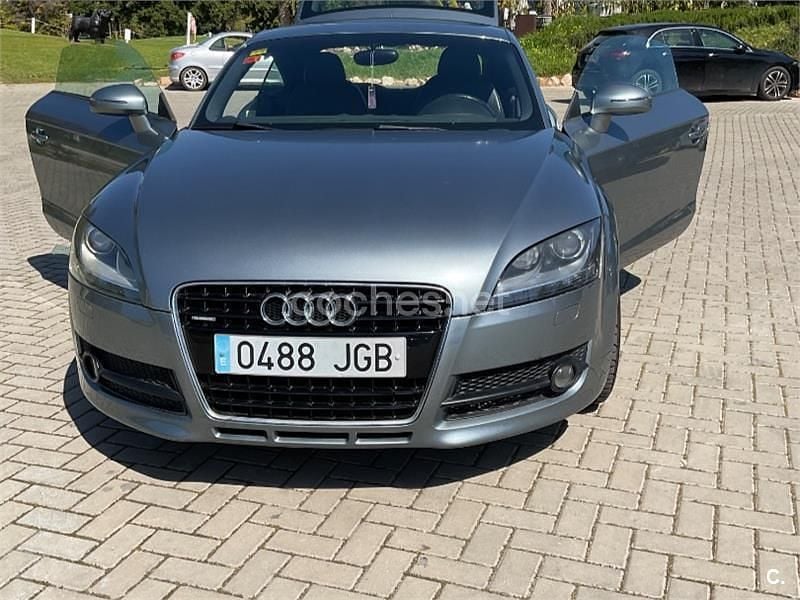 Usado Audi TT Premium 250 CV (183 kW) 2006 Gris / plata Coupe