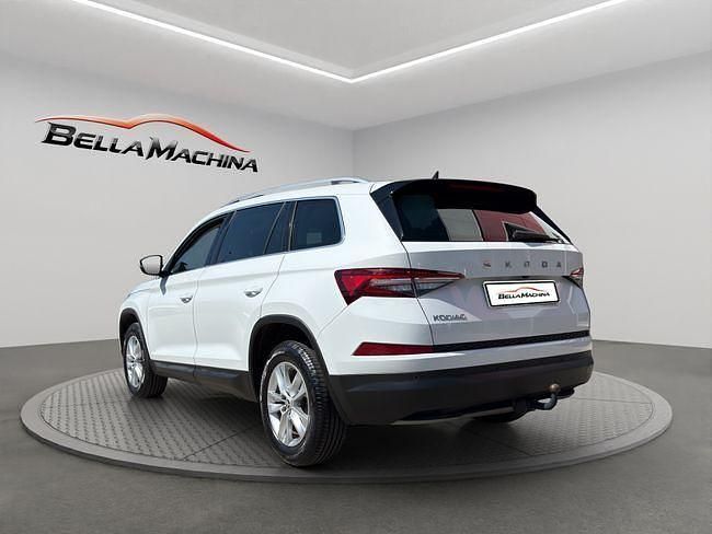 Usado Skoda Kodiaq Ambition 150 CV (110 kW) 2022 Blanco SUV