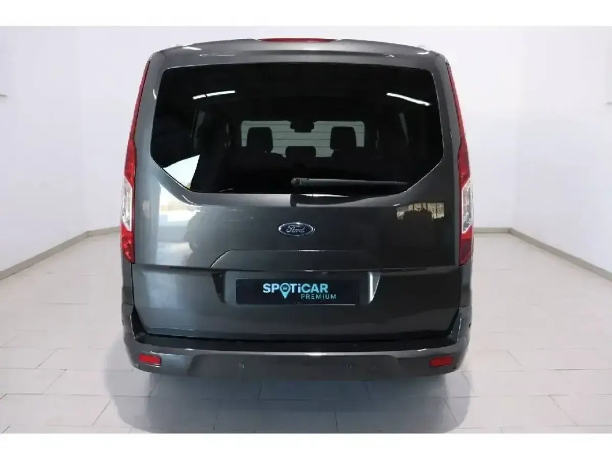 Usado Ford Tourneo Connect Titanium 100 CV (73 kW) 2019 Gris Monovolumen