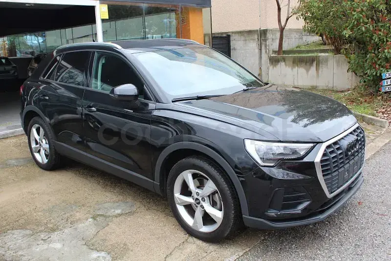 Usado Audi Q3 Sportback Comfort 245 CV (180 kW) 2021 Negro SUV