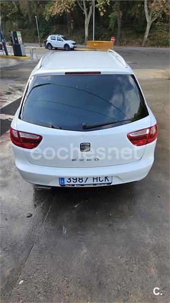Usado Seat Exeo Sport 143 CV (105 kW) 2010 Blanco Familiar