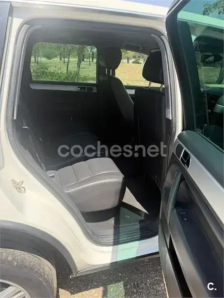 Usado VW Touareg 225 CV (165 kW) 2008 Blanco SUV