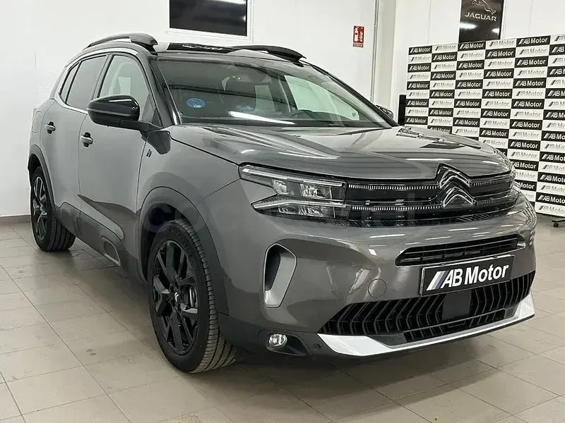 Usado Citroën C5 Aircross Shine 225 CV (165 kW) 2023 Gris / plata SUV