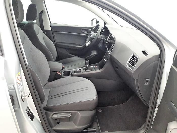 Usado Seat Ateca Style 150 CV (110 kW) 2025 Gris plata SUV