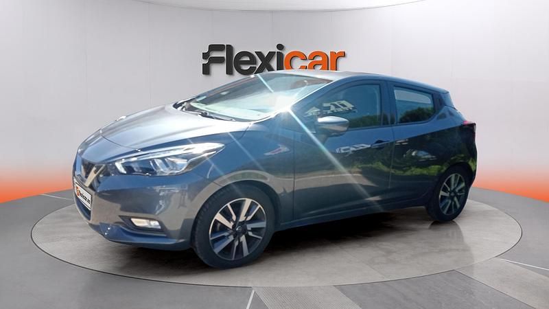 Usado Nissan Micra Acenta 71 CV (52 kW) 2019 Gris Utilitario