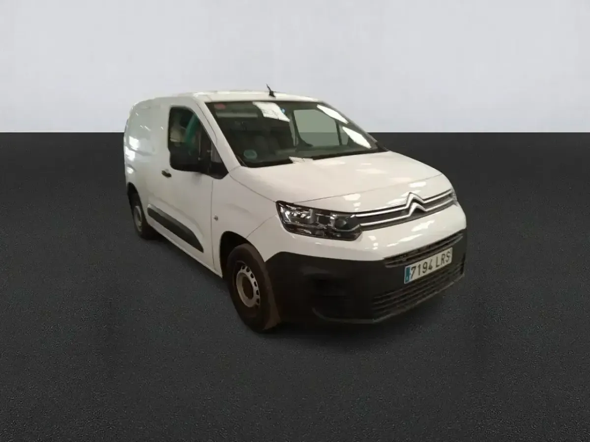 Usado Citroën Berlingo 76 CV (55 kW) 2021 Blanco Monovolumen