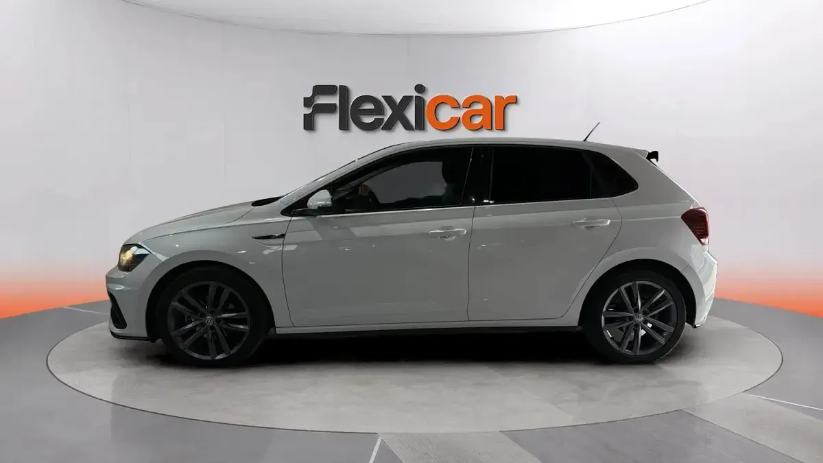Usado VW Polo R-line 116 CV (85 kW) 2020 Blanco Utilitario