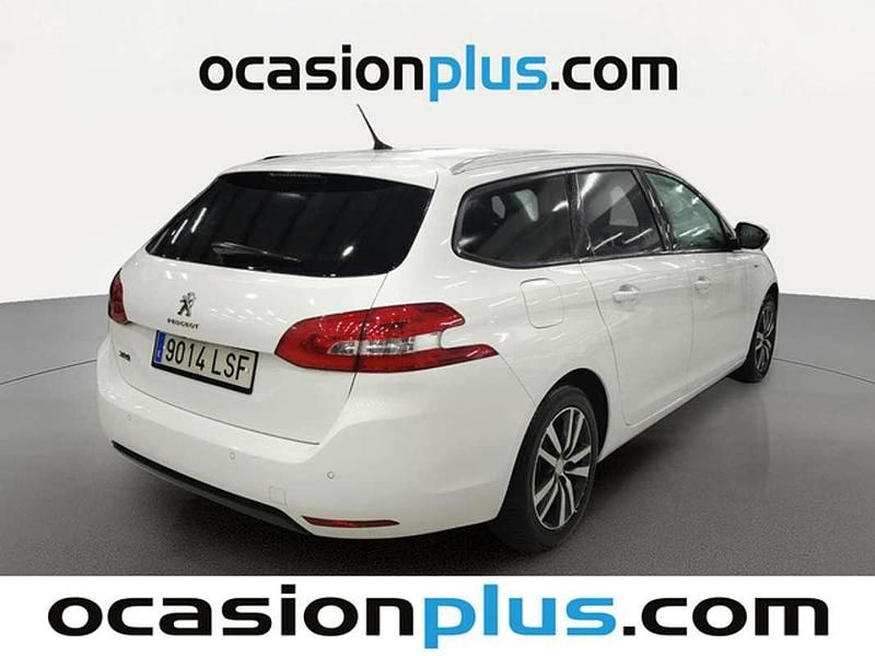 Usado Peugeot 308 SW Style 131 CV (96 kW) 2021 Blanco Familiar
