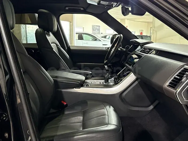 Usado Land Rover Range Rover Sport HSE 300 CV (220 kW) 2021 Negro SUV