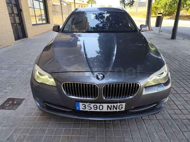 Usado BMW 525 218 CV (160 kW) 2012 Gris / plata Berlina
