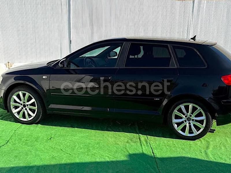 Usado Audi A3 Ambition 140 CV (102 kW) 2008 Negro Utilitario