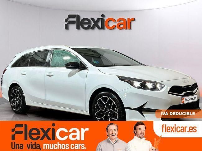Usado Kia Ceed Style 100 CV (73 kW) 2025 Blanco Utilitario