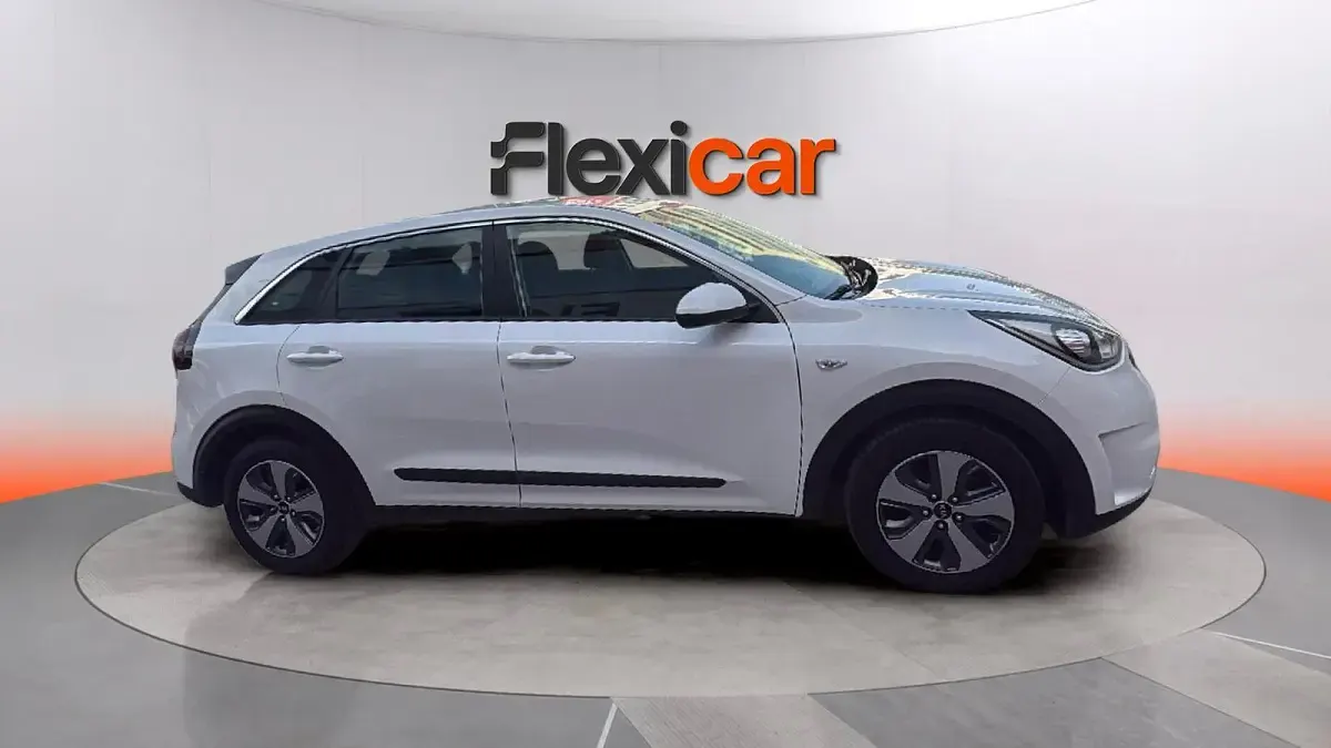 Usado Kia Niro 105 CV (77 kW) 2018 Blanco SUV