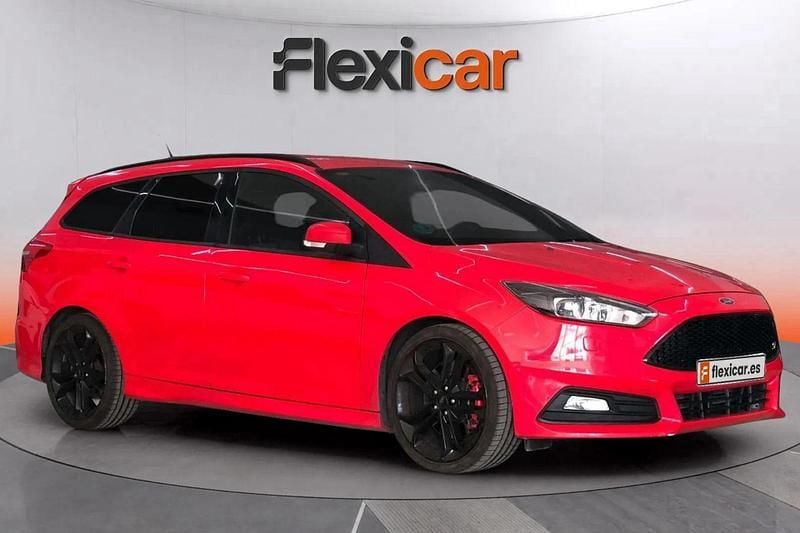 Rojo Usado 2018 Ford Focus ST Familiar | 16.990 € - Imagen 1/4