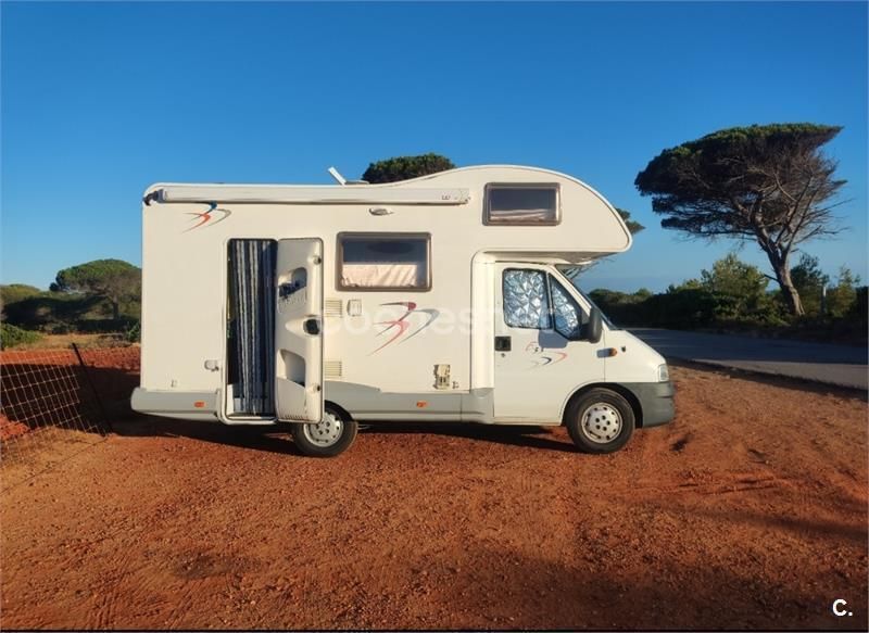 Beige Usado 2000 Fiat Ducato Van | 22.000 € - Imagen 1/4