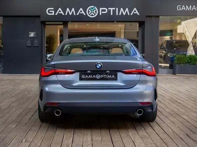 Usado BMW 420 Comfort Edition 184 CV (135 kW) 2021 Gris / plata Coupe