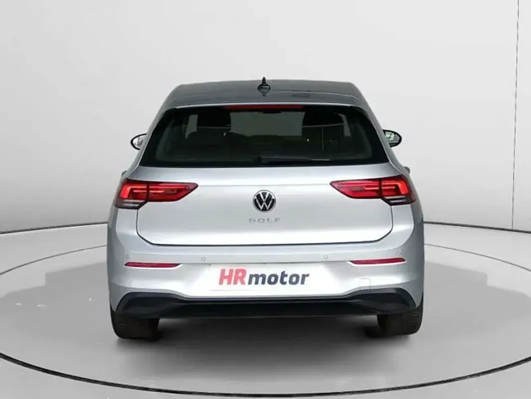 Usado VW Golf VIII Life 110 CV (80 kW) 2024 Gris Utilitario