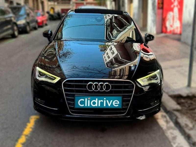 Usado Audi A3 Sportback Ambition 150 CV (110 kW) 2013 Negro Utilitario