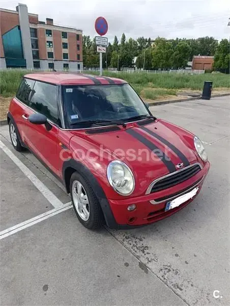 Usado Mini ONE 90 CV (66 kW) 2006 Rojo Utilitario