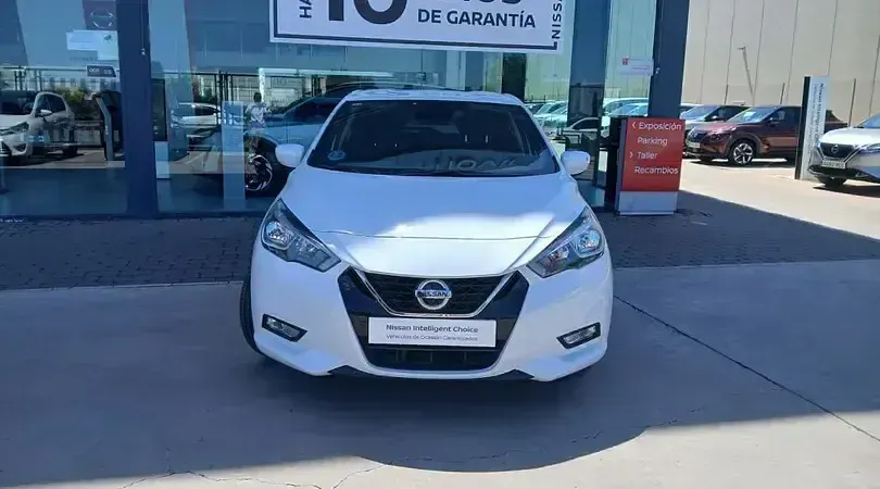 Usado Nissan Micra N-Connecta 100 CV (73 kW) 2020 Solid white Utilitario