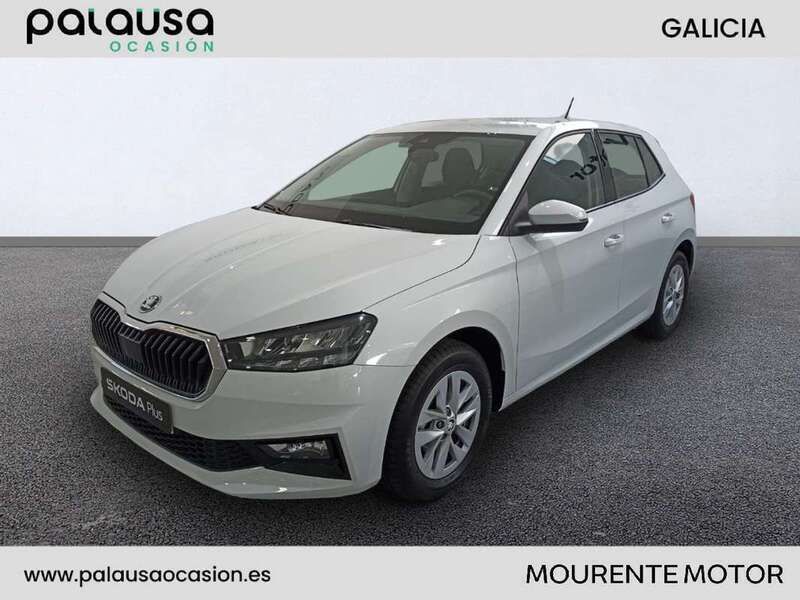 Blanco Usado 2024 Skoda Fabia Essence Utilitario | 14.990 € (Precio justo) - Imagen 1/4