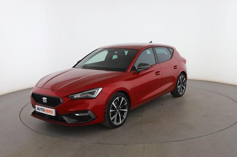 Rojo Usado 2020 Seat Leon FR Utilitario | 20.599 € (Precio justo) - Imagen 1/3