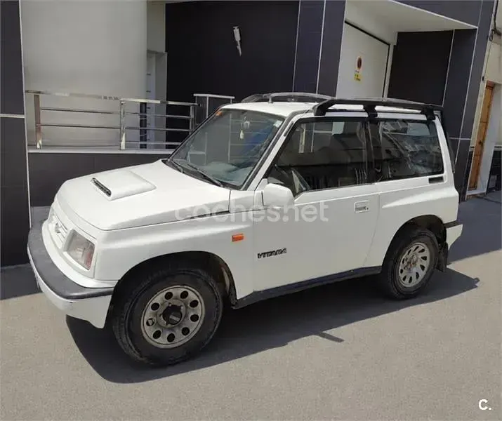 Usado Suzuki Vitara 75 CV (55 kW) 1997 Blanco SUV