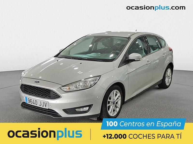 Gris plata Usado 2015 Ford Focus Titanium Utilitario | 10.200 € (Precio justo) - Imagen 1/4