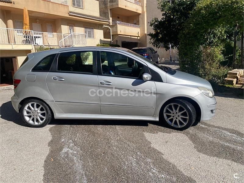 Gris / plata Usado 2005 Mercedes B200 Monovolumen | 4100 € (Buen precio) - Imagen 1/4