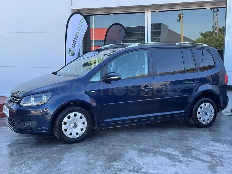 Usado VW Touran Advance 105 CV (77 kW) 2013 Azul Monovolumen