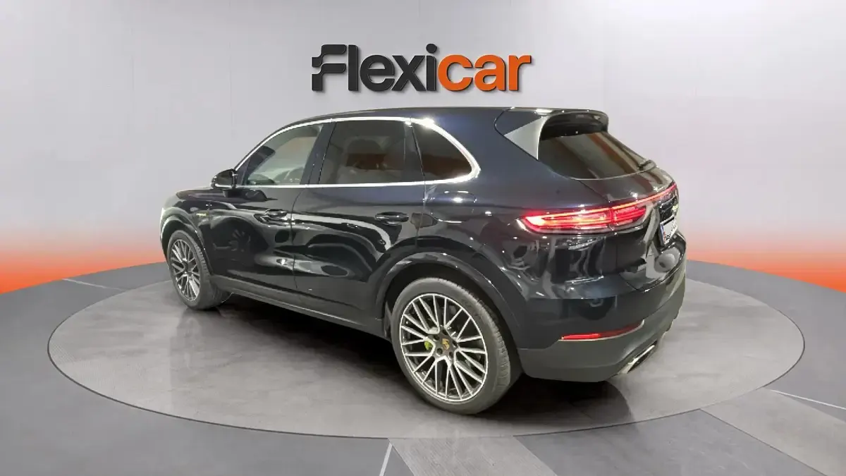 Usado Porsche Cayenne E-Hybrid 462 CV (339 kW) 2020 Azul SUV