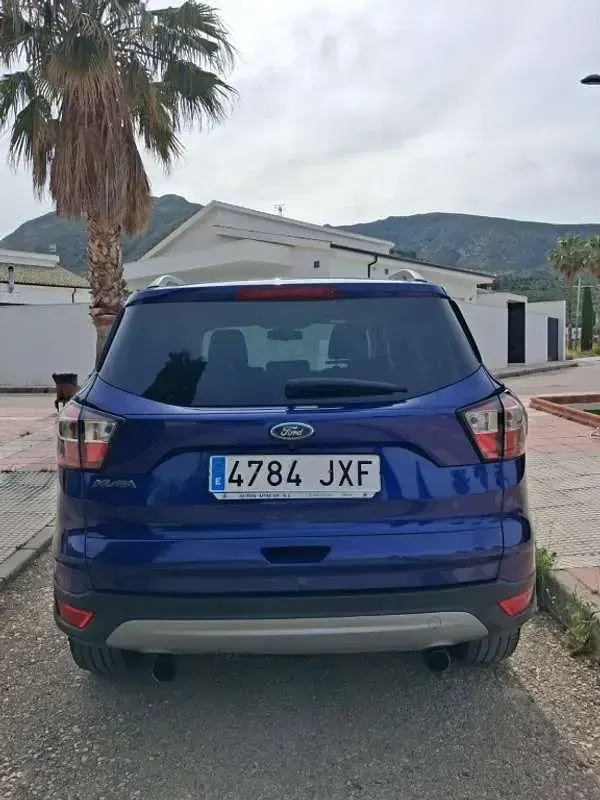Usado Ford Kuga Titanium 120 CV (88 kW) 2017 SUV