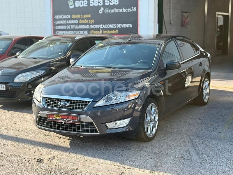 Usado Ford Mondeo Titanium 140 CV (102 kW) 2008 Azul Berlina