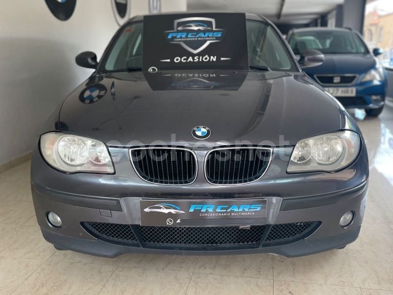 Usado BMW 118 143 CV (105 kW) 2008 Gris / plata Utilitario