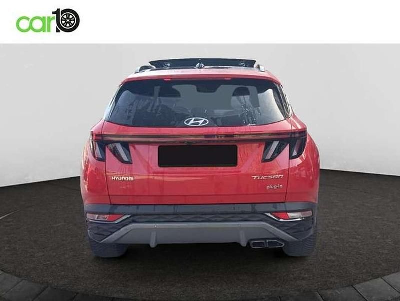 Usado Hyundai Tucson Style 265 CV (194 kW) 2023 Rojo SUV