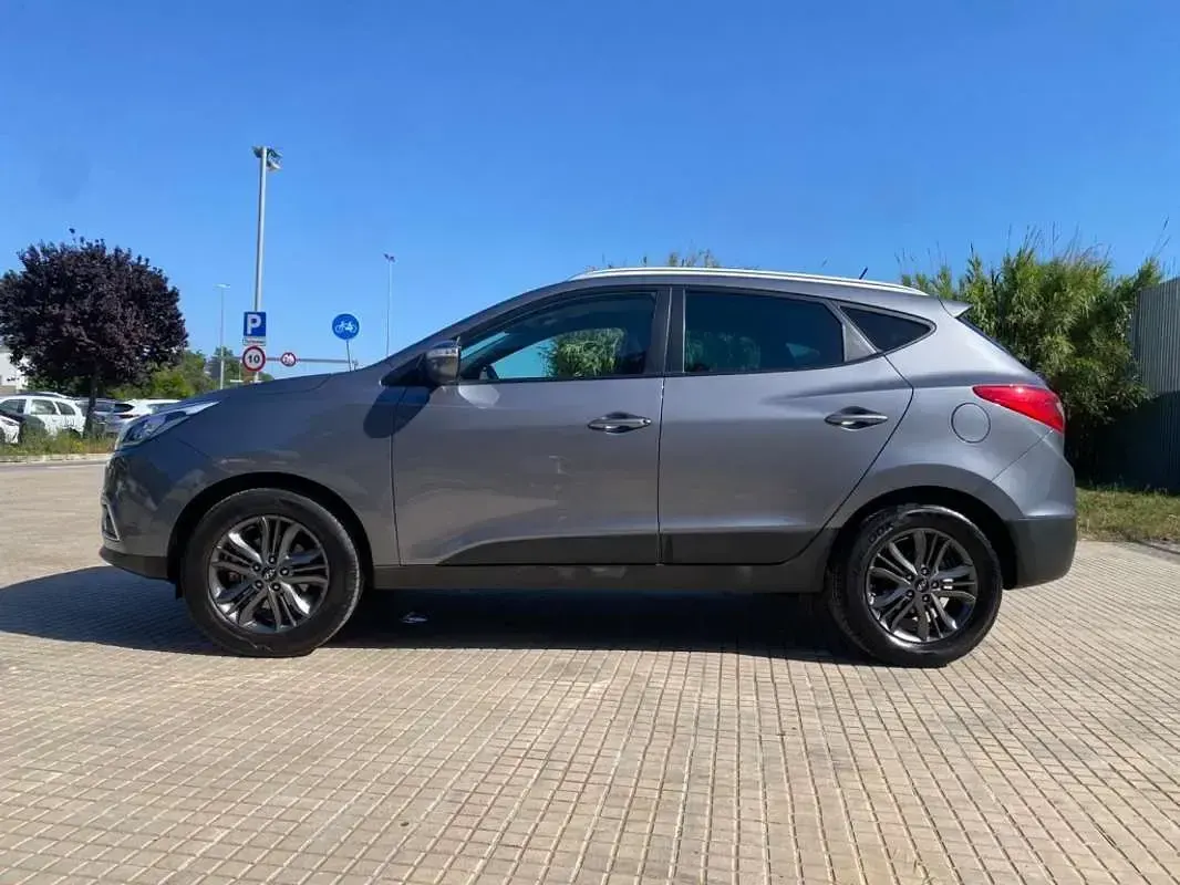 Usado Hyundai ix35 135 CV (99 kW) 2015 Gris SUV