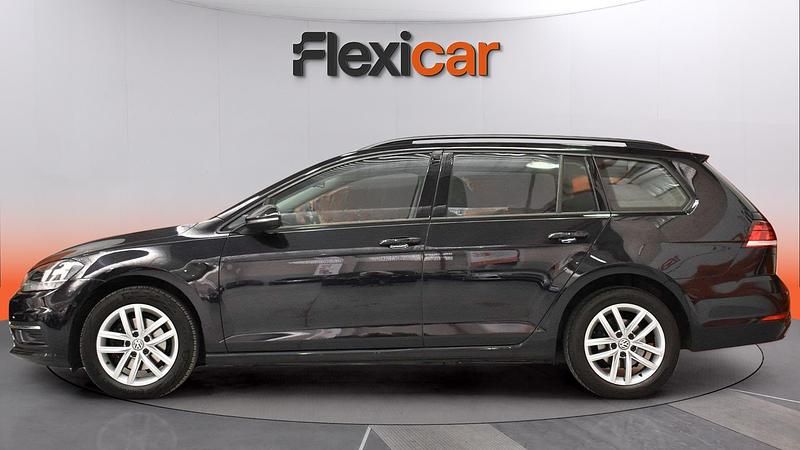 Usado VW Golf VII Advance 150 CV (110 kW) 2019 Negro Familiar