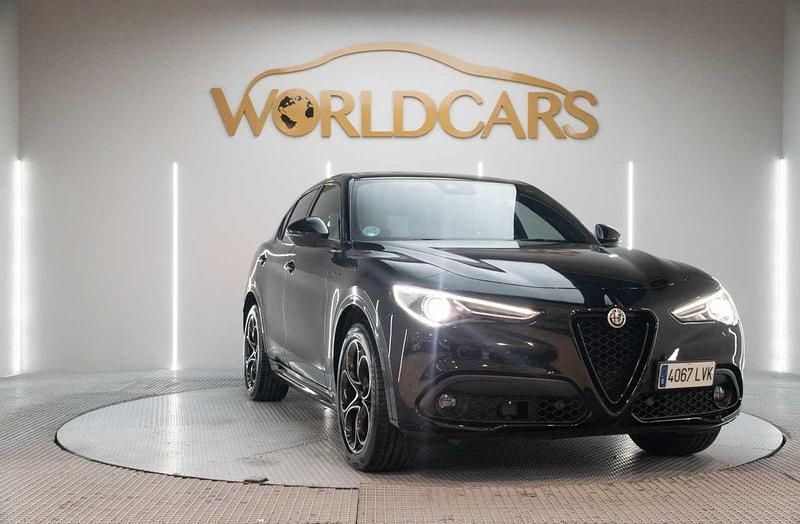 Usado Alfa Romeo Stelvio Veloce 210 CV (154 kW) 2021 Negro SUV