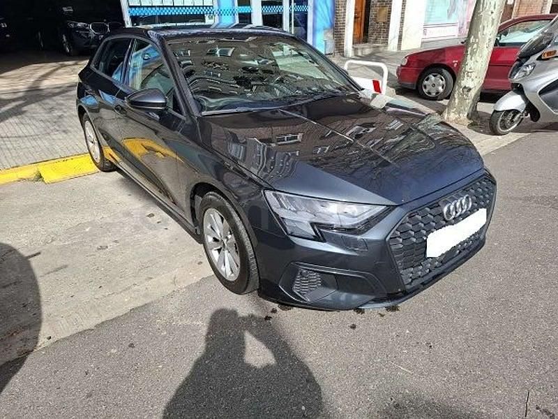 Usado Audi A3 150 CV (110 kW) 2021 Negro Berlina