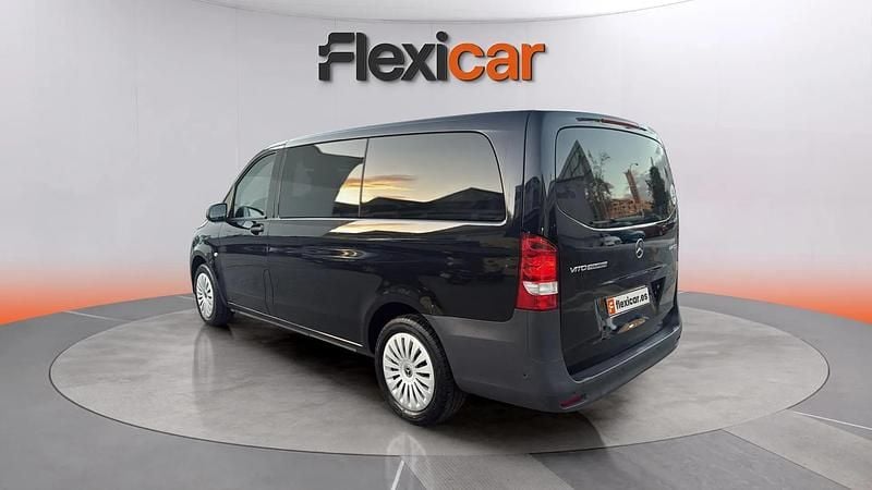 Usado Mercedes Vito 136 CV (100 kW) 2023 Negro Van