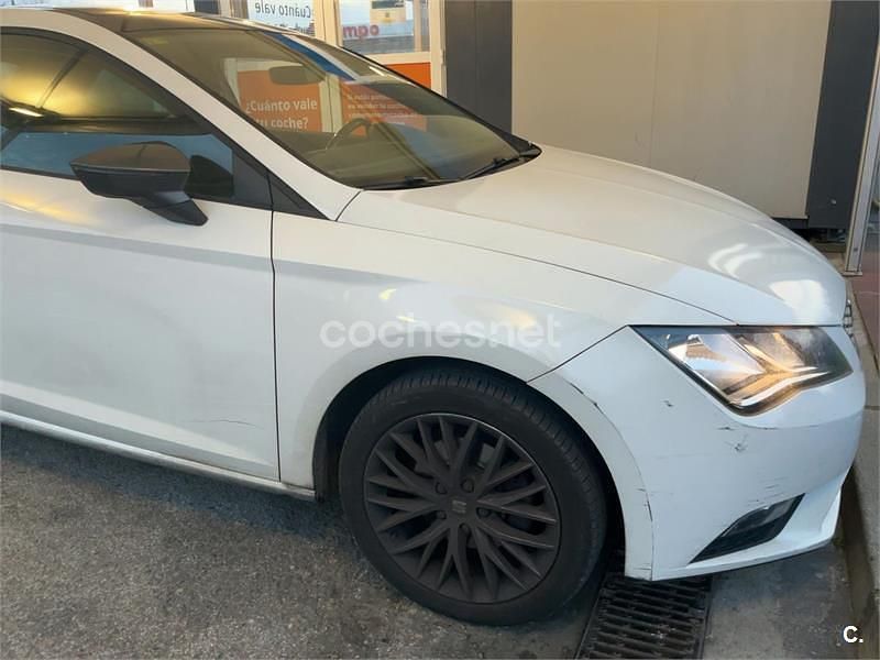 Usado Seat Leon CONNECT 125 CV (91 kW) 2016 Blanco Berlina