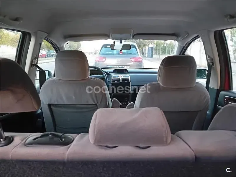 Usado Peugeot 307 110 CV (80 kW) 2005 Rojo Berlina