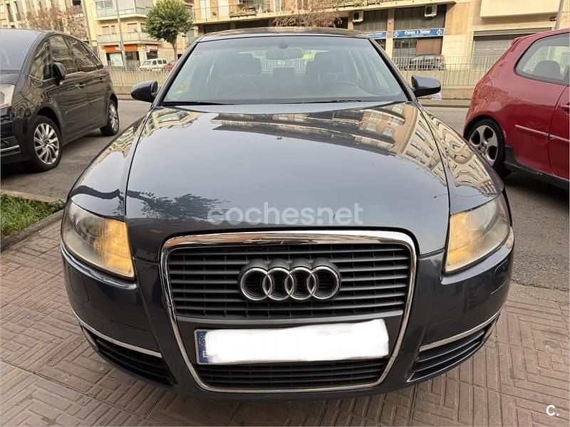 Usado Audi A6 180 CV (132 kW) 2006 Gris / plata Berlina
