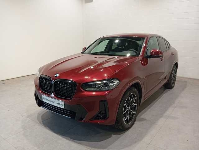 Rojo Usado 2025 BMW X4 Comfort Edition SUV | 60.900 € (Un poco caro) - Imagen 1/4