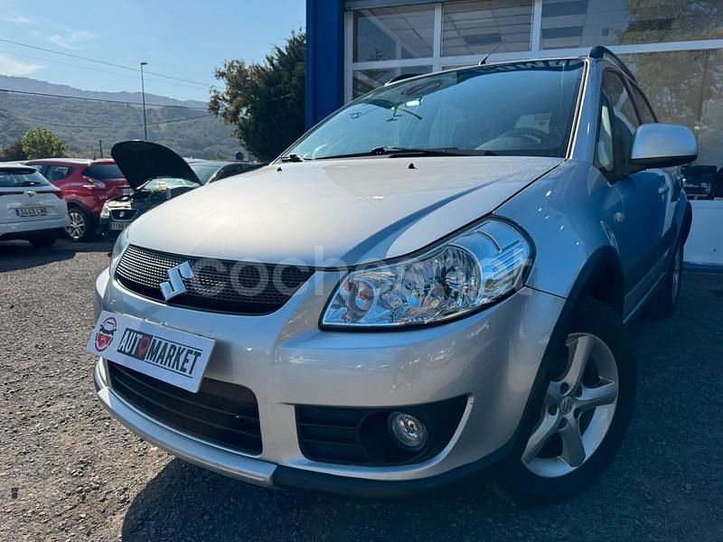 Gris / plata Usado 2007 Suzuki SX4 GLX SUV | 6490 € (Precio justo) - Imagen 1/4