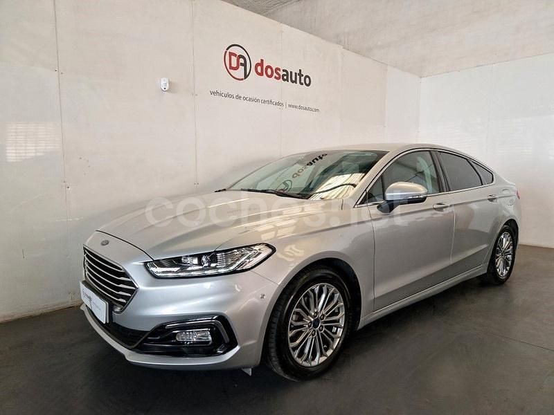 Gris / plata Usado 2021 Ford Mondeo Titanium Berlina | 18.990 € (Un poco caro) - Imagen 1/4