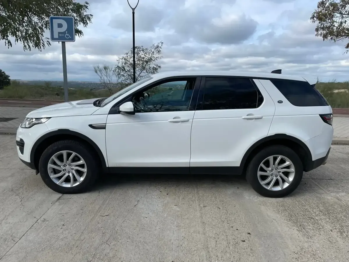 Usado Land Rover Discovery Sport HSE Luxury 180 HP (132 kW) 2016 Branco SUV