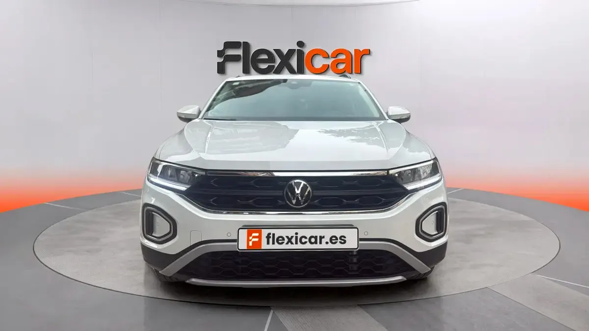 Usado VW T-Roc Life 150 CV (110 kW) 2023 Blanco SUV